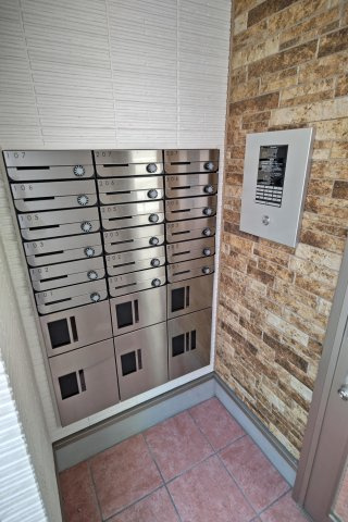 エスカイヤーⅨのその他共用部分|オートロックと宅配BOX