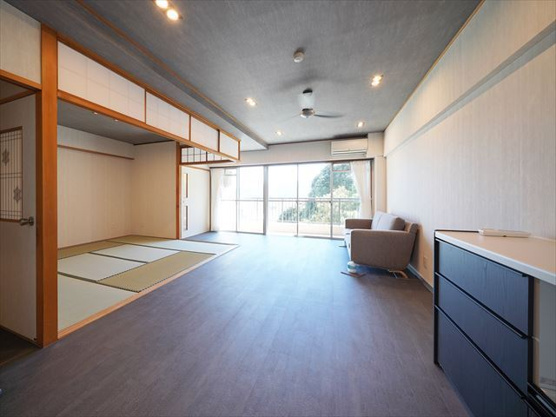 【居間・リビング】 | キャッスル伊東