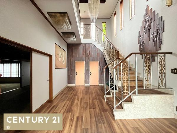 有田市宮崎町の中古一戸建の玄関