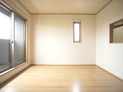 【居間・リビング】 | ガレージハウス栄町 | ゆったりできるリビングです♪
