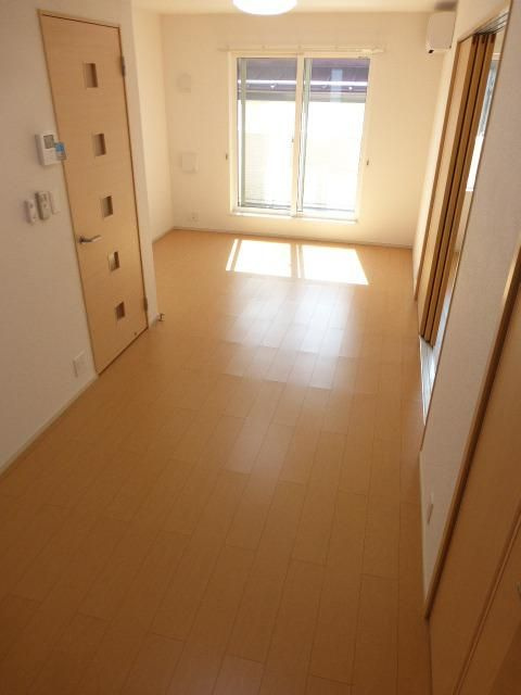 アンバーガーデンの居間・リビング