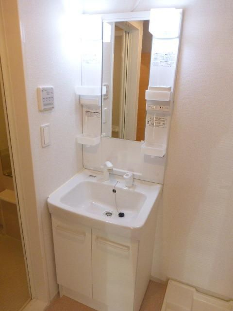 アンバーガーデンの洗面所