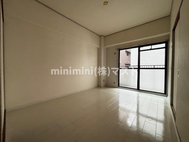 エクセルハイム川富の洋室