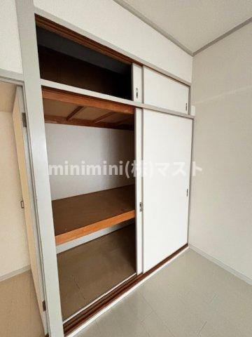 エクセルハイム川富の収納