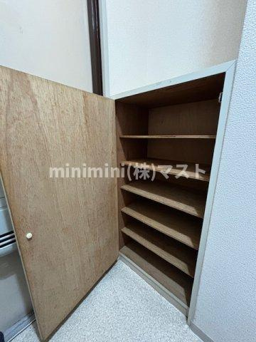 エクセルハイム川富の収納