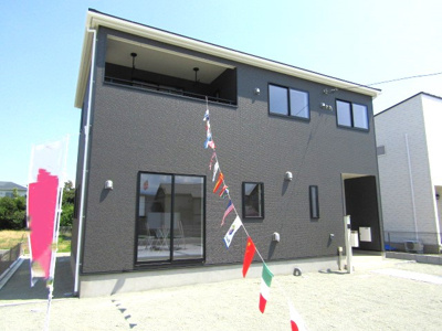 【外観】 | クレイドルガーデン　南アルプス市鏡中条第1　2号棟 | きれいな外観です