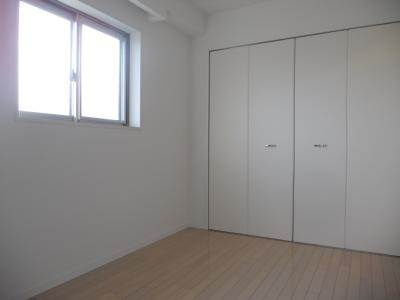 リヴェール綾堀川の寝室|寝室