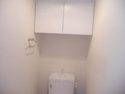 リヴェール綾堀川のその他|トイレ上部棚