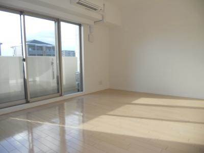 リヴェール綾堀川の居間・リビング|リビング