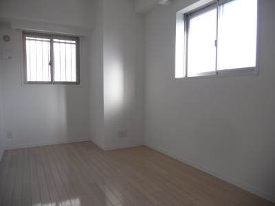 リヴェール綾堀川の内装|洋室