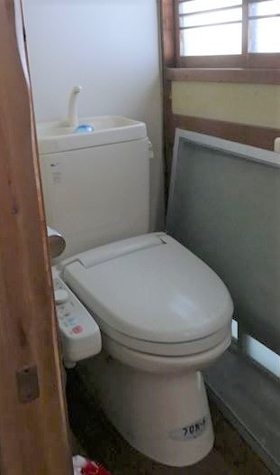 玖須美元和田　戸建て　４DKのトイレ|一階　トイレ