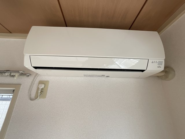 【設備】 | ヴィレッジ藤原台北町A棟 | エアコンもついてます