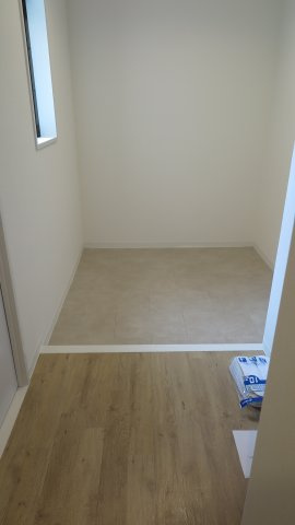 松屋レジデンスの玄関