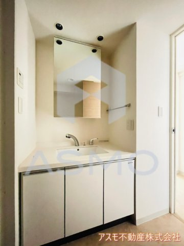 【洗面所】
