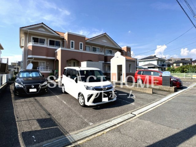【駐車場】 | パセーオUEJI | 駐車場完備です
