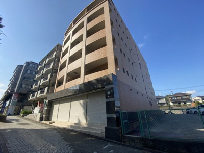 【外観】 | ベガ・ポラール | 路面店