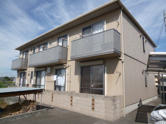 倉敷市田ノ上のアパートの外観