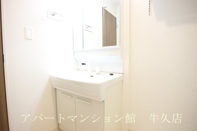アヴァンセⅣの独立洗面台|その他