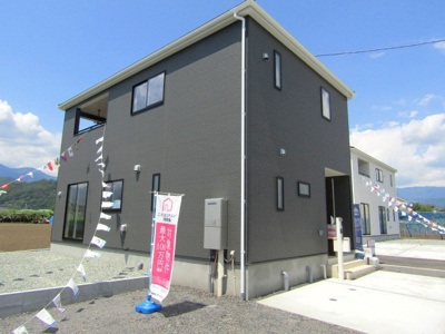 【外観】 | クレイドルガーデン　山梨市小原西第1　1号棟 | 建物外観を気になさる方へ、見た目の良い物件です