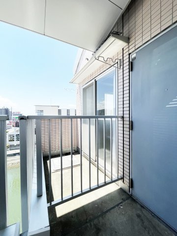 アベニューモリSt.Ⅲのバルコニー