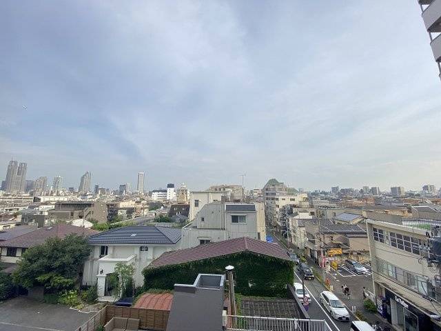 ルシール新中野の展望