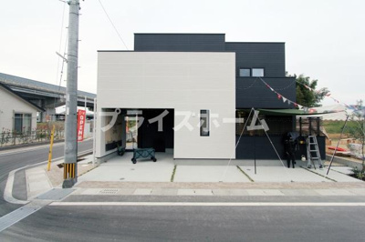 【駐車場】 | 糸島ブロッサムガーデン戸建て