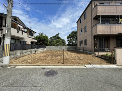 【前面道路含む現地写真】 | 忠岡小・南西向き・土地34坪・建築条件なし・更地渡し・忠岡町忠岡南3丁目 | 前面道路含む現地写真です