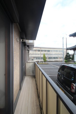 【バルコニー】 | プレミール泉 | バルコニー付きです