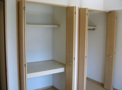 【内装】 | レジデンス桜 | 明るい色調の室内です