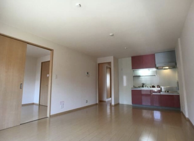 【居間・リビング】 | レジデンス桜 | ゆったり過ごせるリビングです