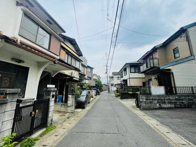太秦森ヶ西町の前面道路含む現地写真