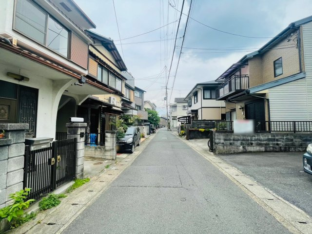 太秦森ヶ西町の前面道路含む現地写真