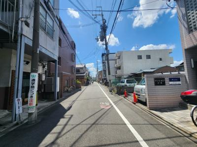 マンションV3の周辺|前面道路