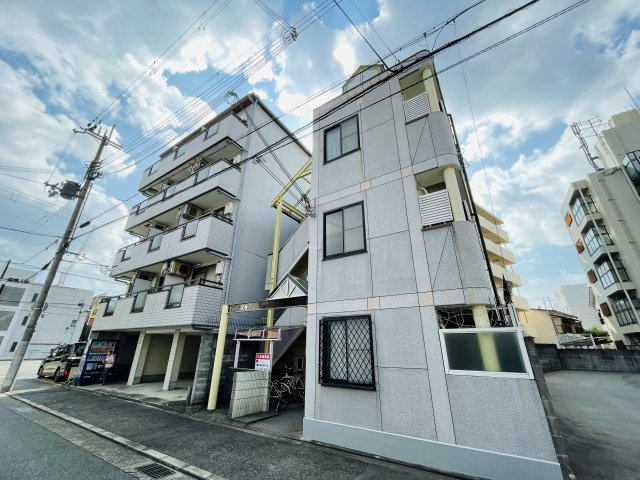 西宮市鳴尾町１丁目の賃貸マンションの外観