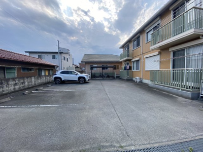 【駐車場】 | エーデルワイス