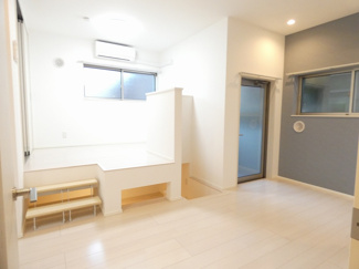 【居間・リビング】 | ルミナス野並