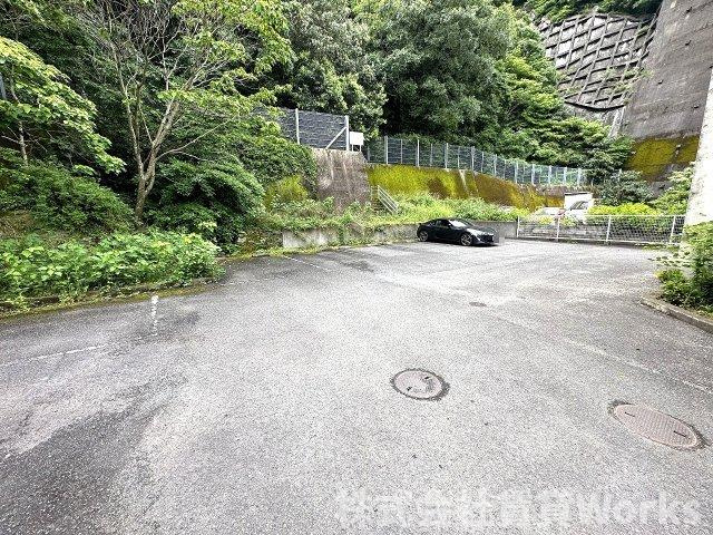 グレイスフルヒルズ南佐古の駐車場|カースペースがあります