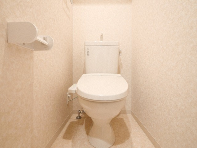 Luxe難波南のトイレ