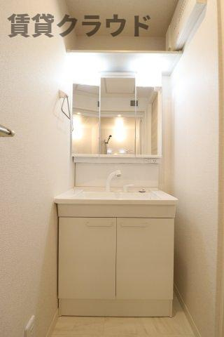 グランメゾンの洗面所|朝の準備に活躍する、洗髪洗面化粧台！
