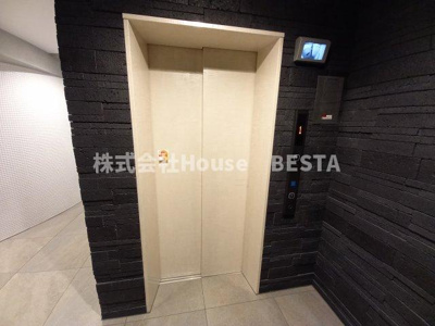 【ロビー】 | CREST TAPP 神戸湊町 NOIR