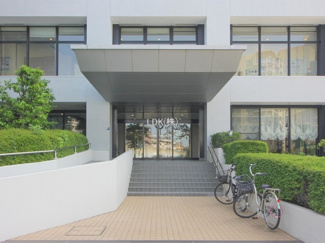 【エントランス】