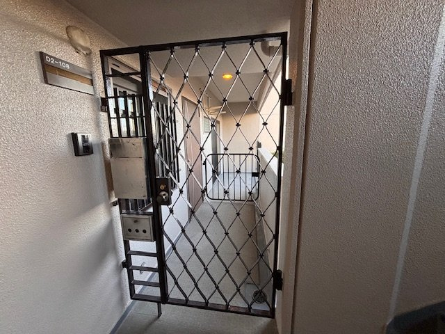 桃山台グランドマンションのエントランス