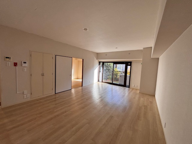 桃山台グランドマンションの居間・リビング