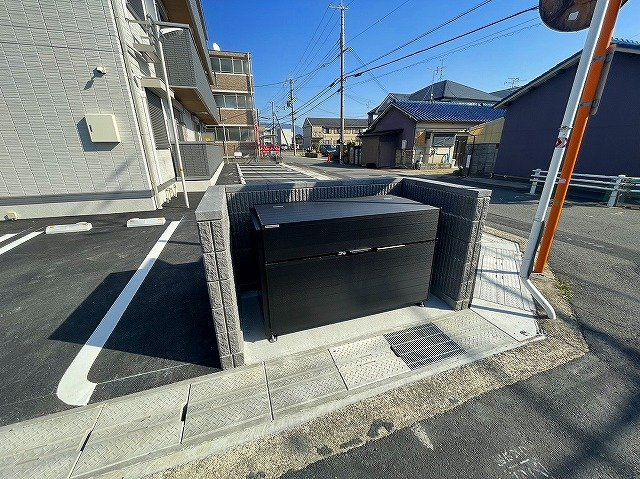 ルーエ（大安寺）のその他共用部分|敷地内ゴミ置き場はこちらです