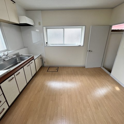 室蘭市白鳥台2丁目19-11戸建の居間・リビング