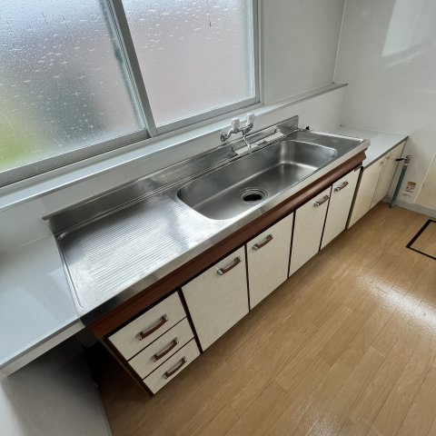 室蘭市白鳥台2丁目19-11戸建のキッチン