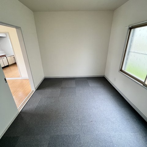 室蘭市白鳥台2丁目19-11戸建の居間・リビング
