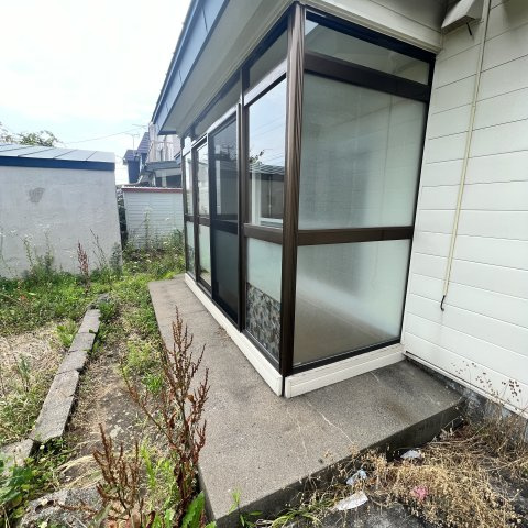 室蘭市白鳥台2丁目19-11戸建の庭