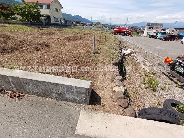 山寺　売地　214坪の外観|東側に法定外道路がございます。
