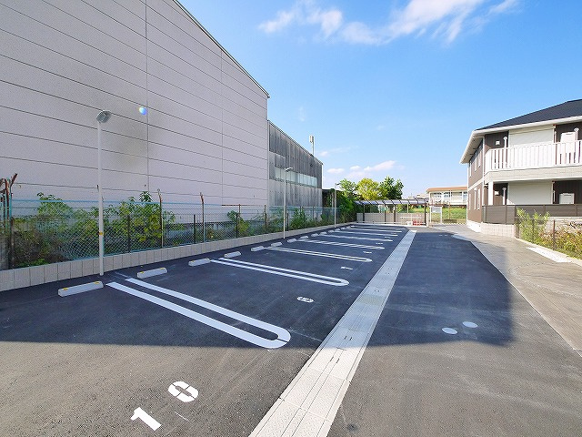 Ligare　都跡の駐車場